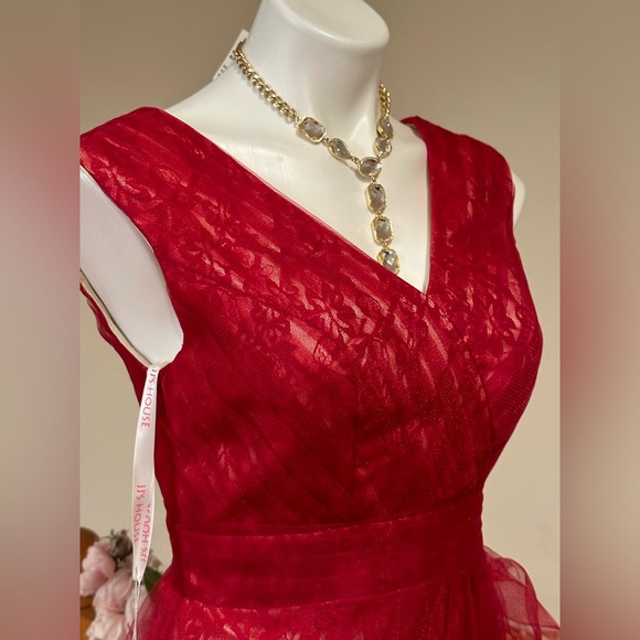 JJ’s House Burgundy NWT Sheath/Column Tea-Length Tulle Cocktail Dress Ruffle Sz4 - Picture 6 of 16